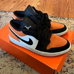 Jordan 1 Low
